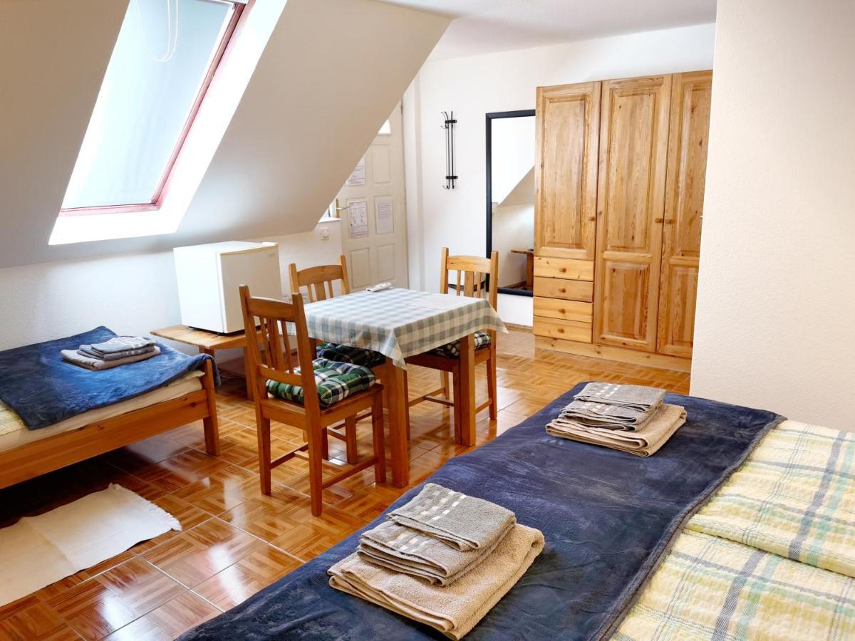 Family Vendeghaz Hotel Hajduszoboszlo Luaran gambar